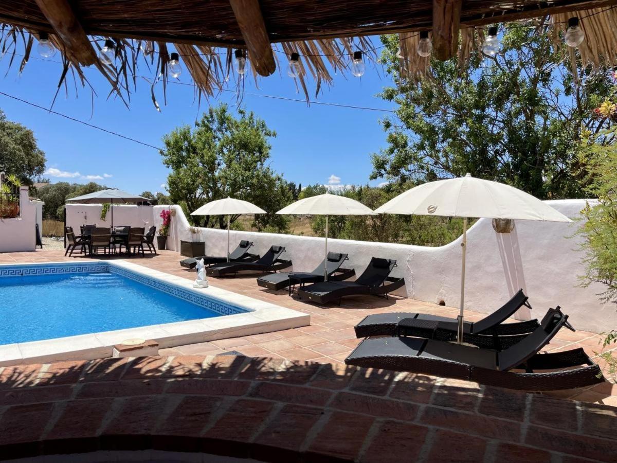 Todos Y Tonya Bed & Breakfast Archidona Bagian luar foto